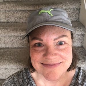 Meet your Posher, Lori